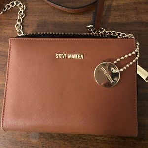 Ladies Steven Madden small crossbody.